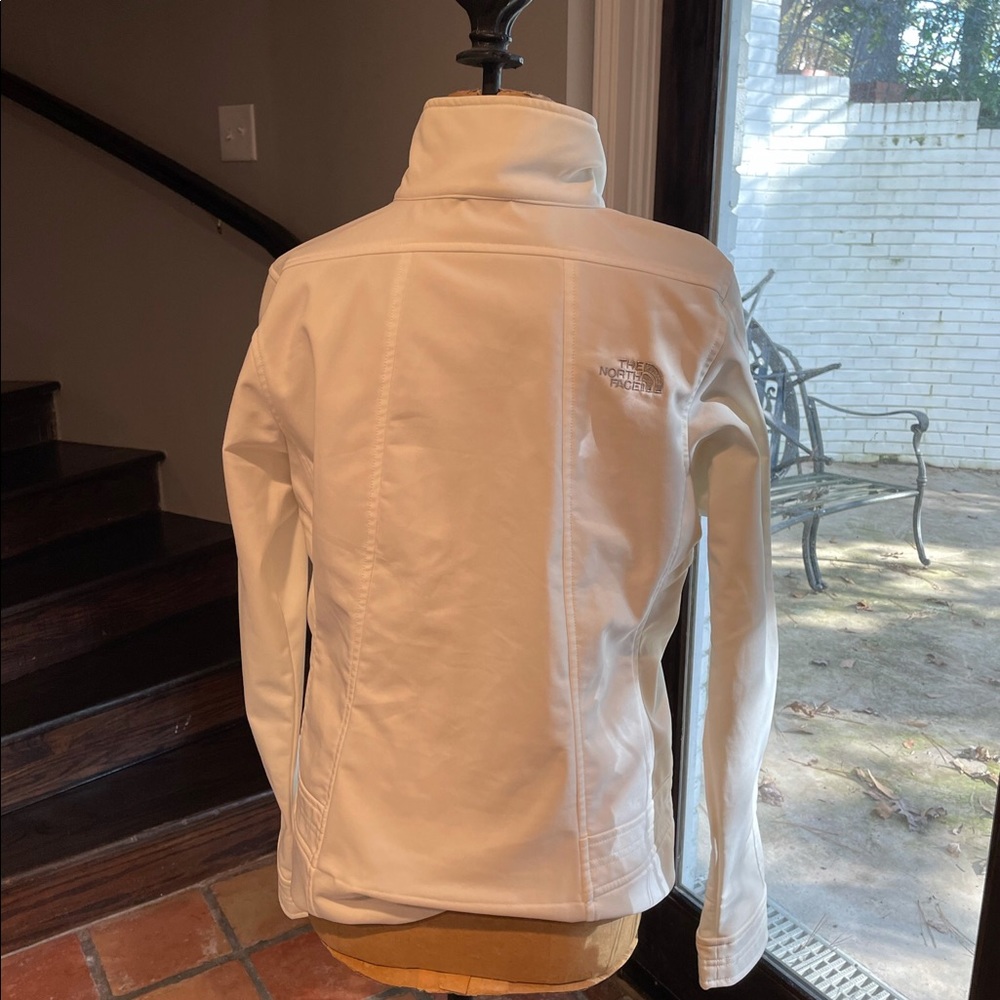 North Face Jacket - Picture 2 of 4